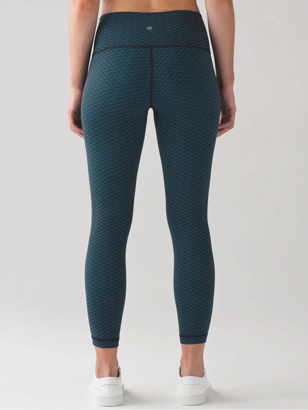 lululemon athletica 📝 description